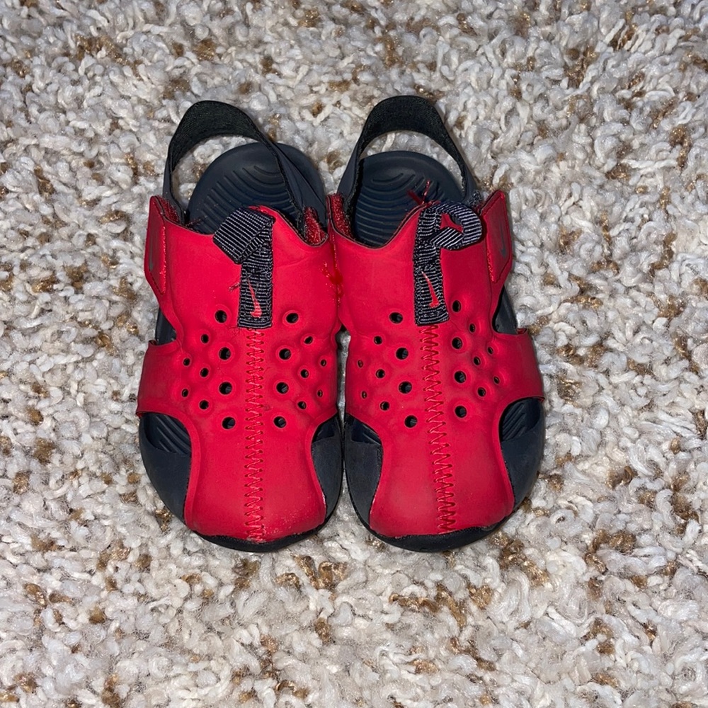 Nike Toddler water sandals